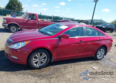 2013 Hyundai Sonata Gls z USA, uszkodzony, nr VIN 5NPEB4AC2DH722644